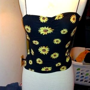 Very cute summer shirt black with sunflowers....